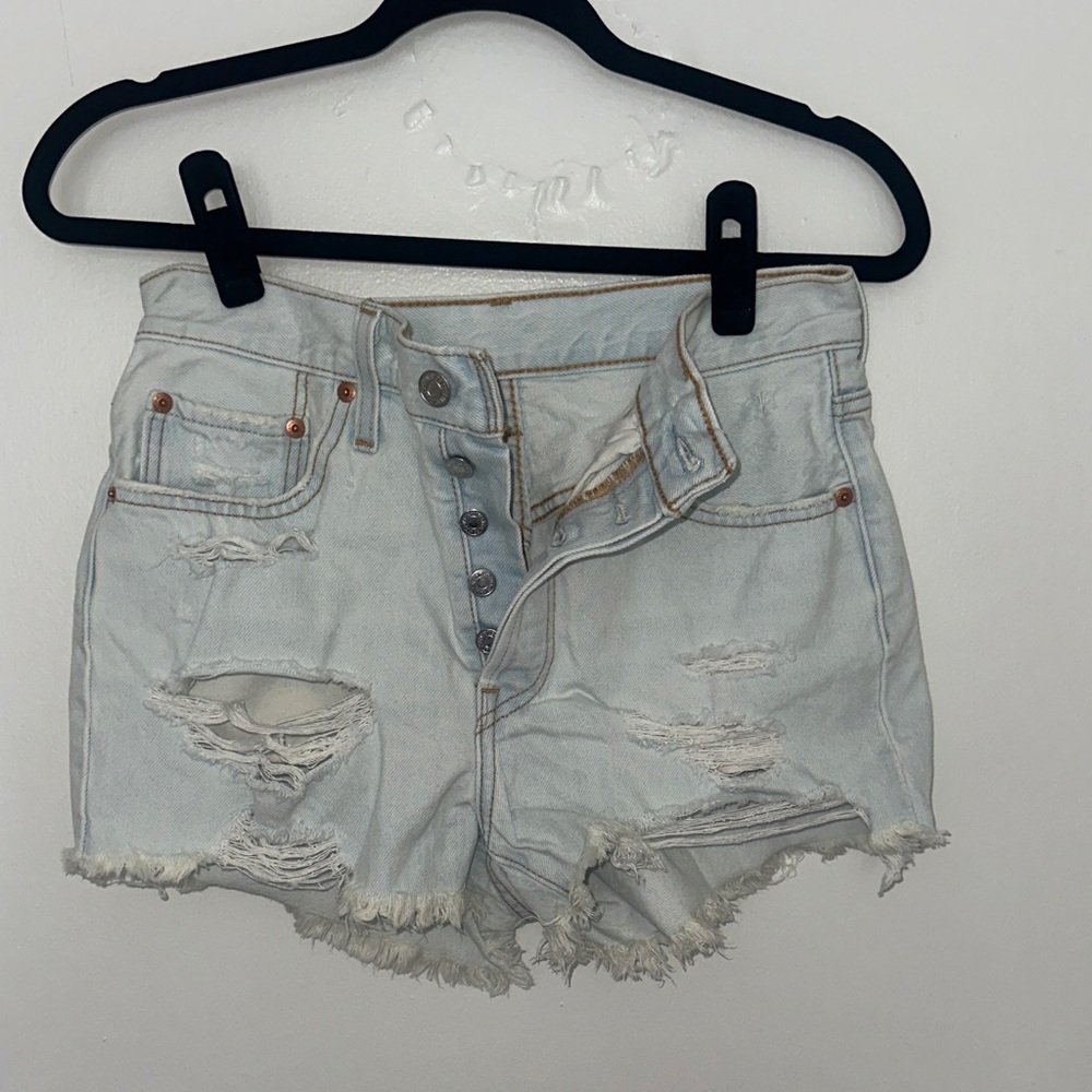 Levi 501 distressed light wash button fly shorts size 27